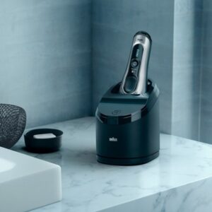 ریش تراش سری 8 براون مدل 8390cc